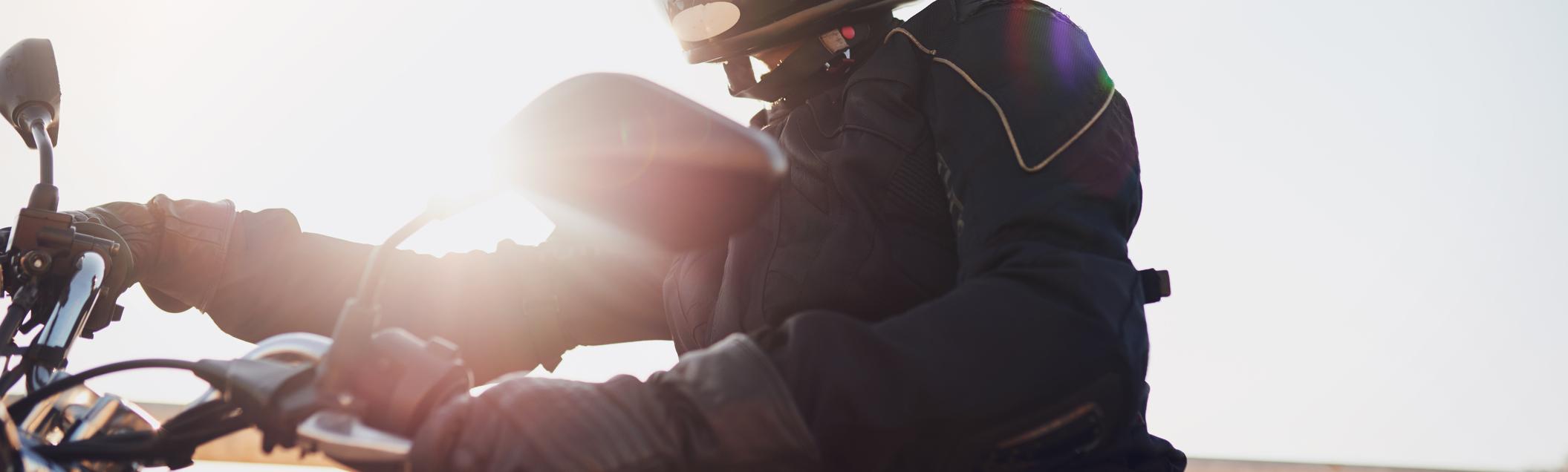 Gilet ou blouson airbag moto : choix et fonctionnement